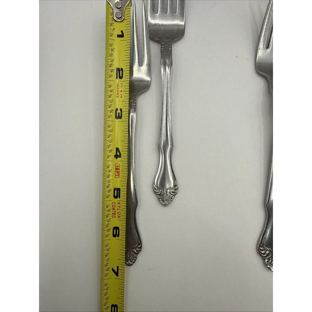 Lot of 2 Saladmaster 6.75